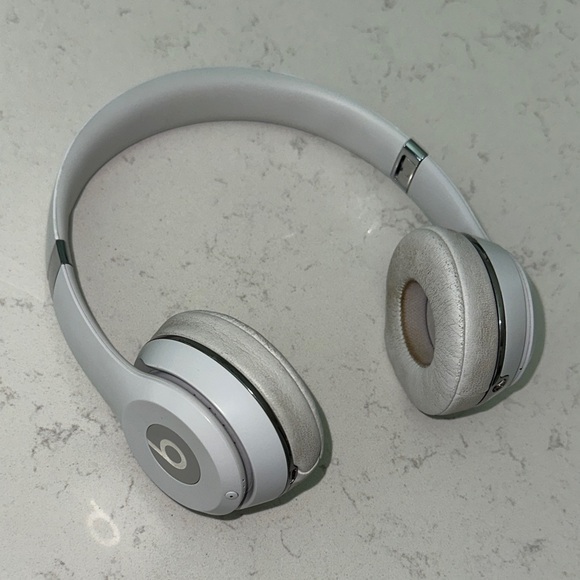 Beats by Dre Over-Ear Headphones - Silver